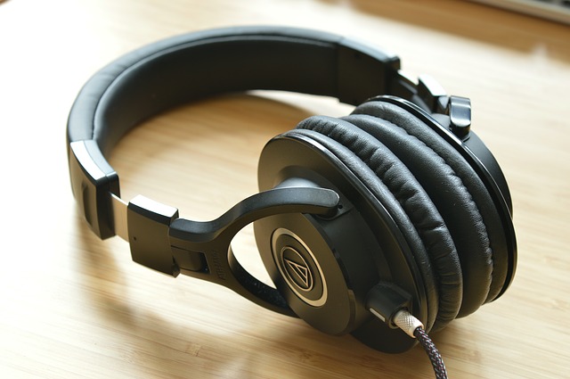 sikkerhed at ringe Betaling 5 Best Headphones for Digital Pianos (Buying Guide 2023)