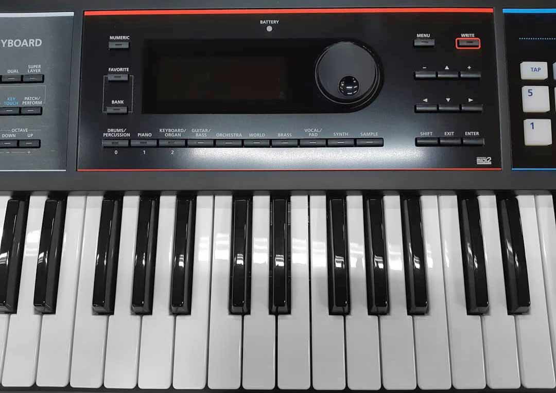 Roland Juno Ds61 Ds76 Ds Review Still Good In 21
