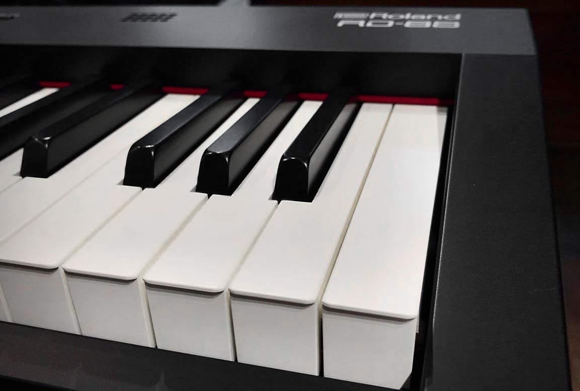 Roland RD-88 pha-4 standard keys