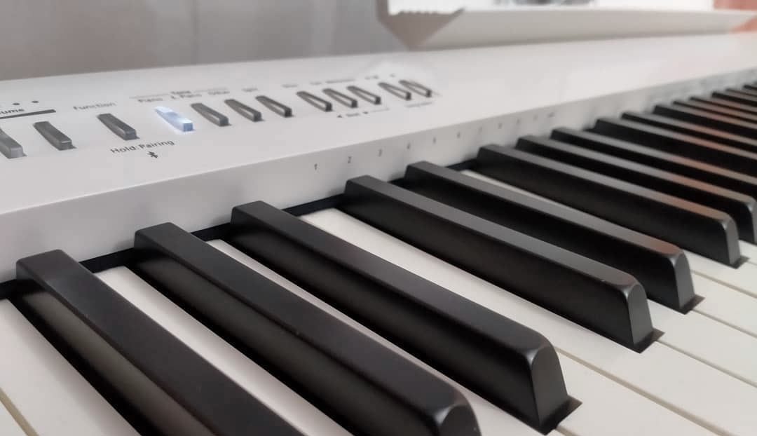 Piano Eléctrico Roland Fp-30x 88 Teclas Bluetooth - Om