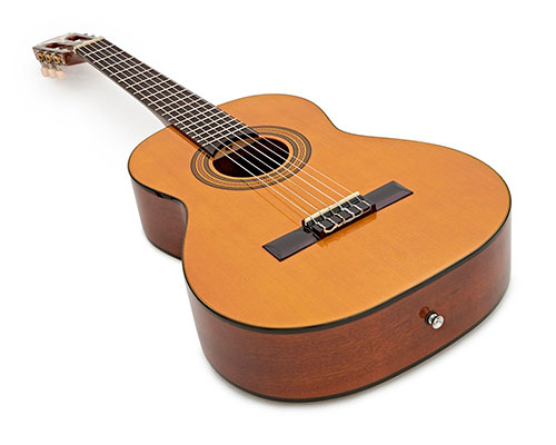 Best acoustic guitar for deals 700 dollars