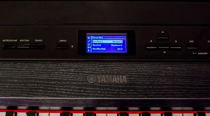 Yamaha P525 Display